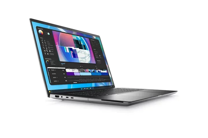 16" Performance Laptop Precision 5680 Side Angle View