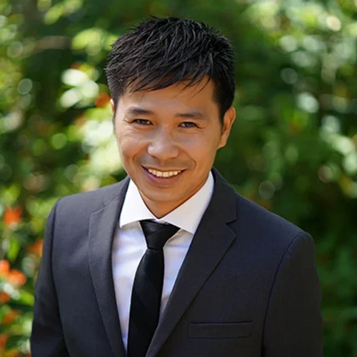 Alex Hoang